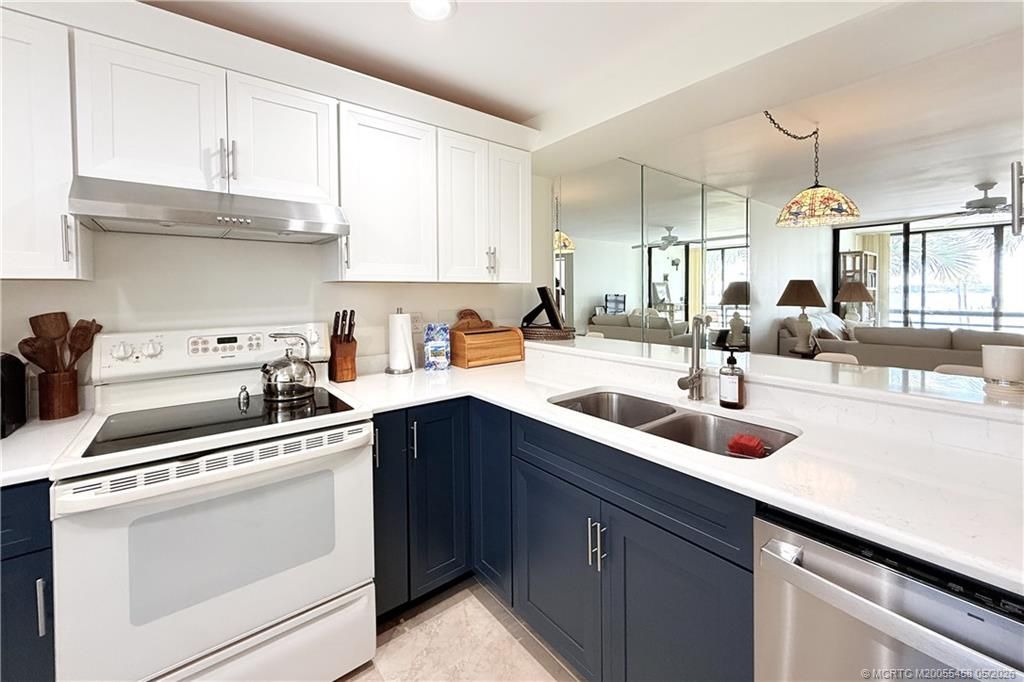 1950 SW Palm City Road, Unit 12305, Stuart, FL 34994 Photo