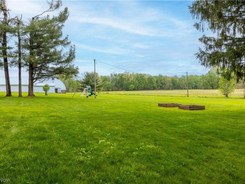 13095 Navarre Road SW, Beach City, OH 44608 Photo 28