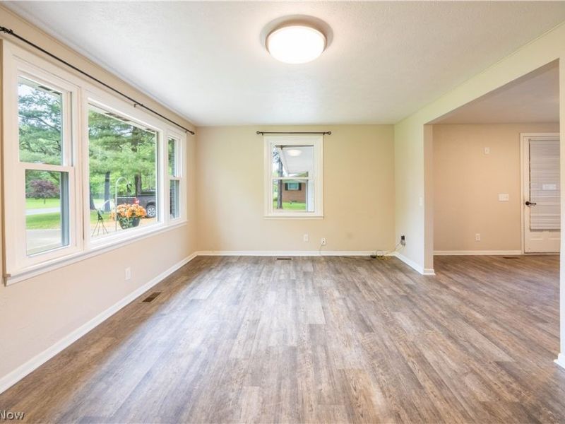 13095 Navarre Road SW, Beach City, OH 44608 Photo 7