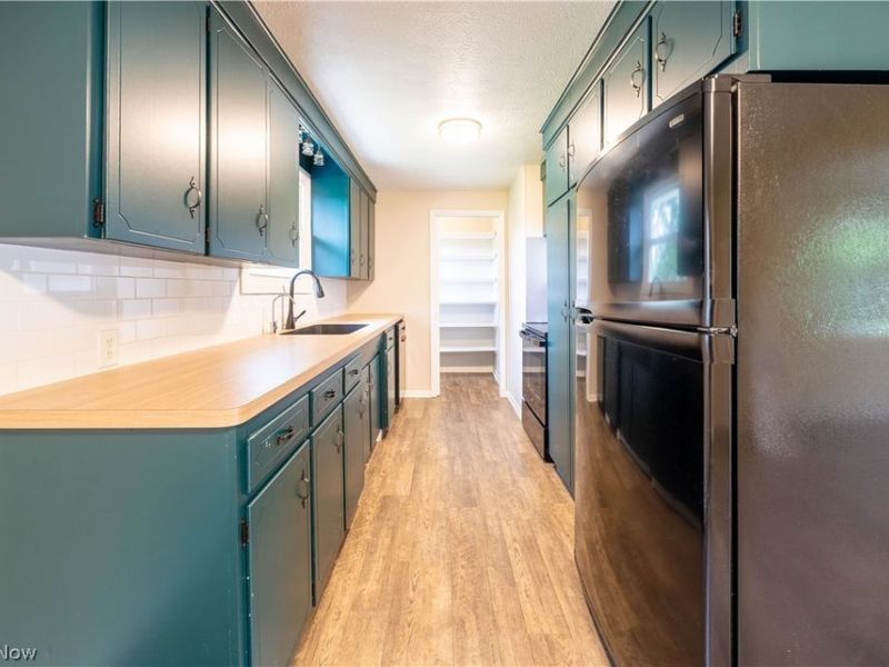 13095 Navarre Road SW, Beach City, OH 44608 Photo 8