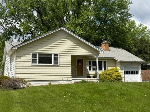 1017 Mary Avenue , Dixon, IL 61021