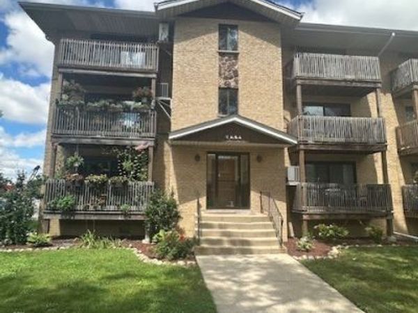 9654 Nottingham Avenue , Unit 2C, Chicago Ridge, IL 60415