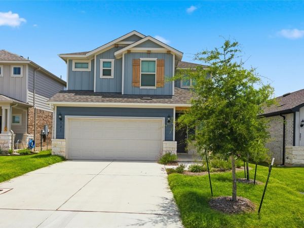 121 Groveland DR, Liberty Hill, TX 78642