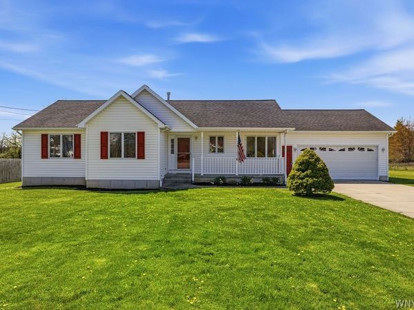 1340 Whitehaven Road, Grand Island, NY 14072