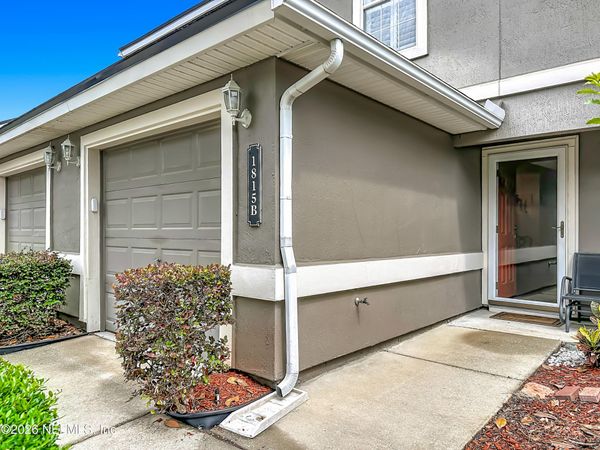 1815 GREEN SPRINGS Circle, Unit B, Fleming Island, FL 32003