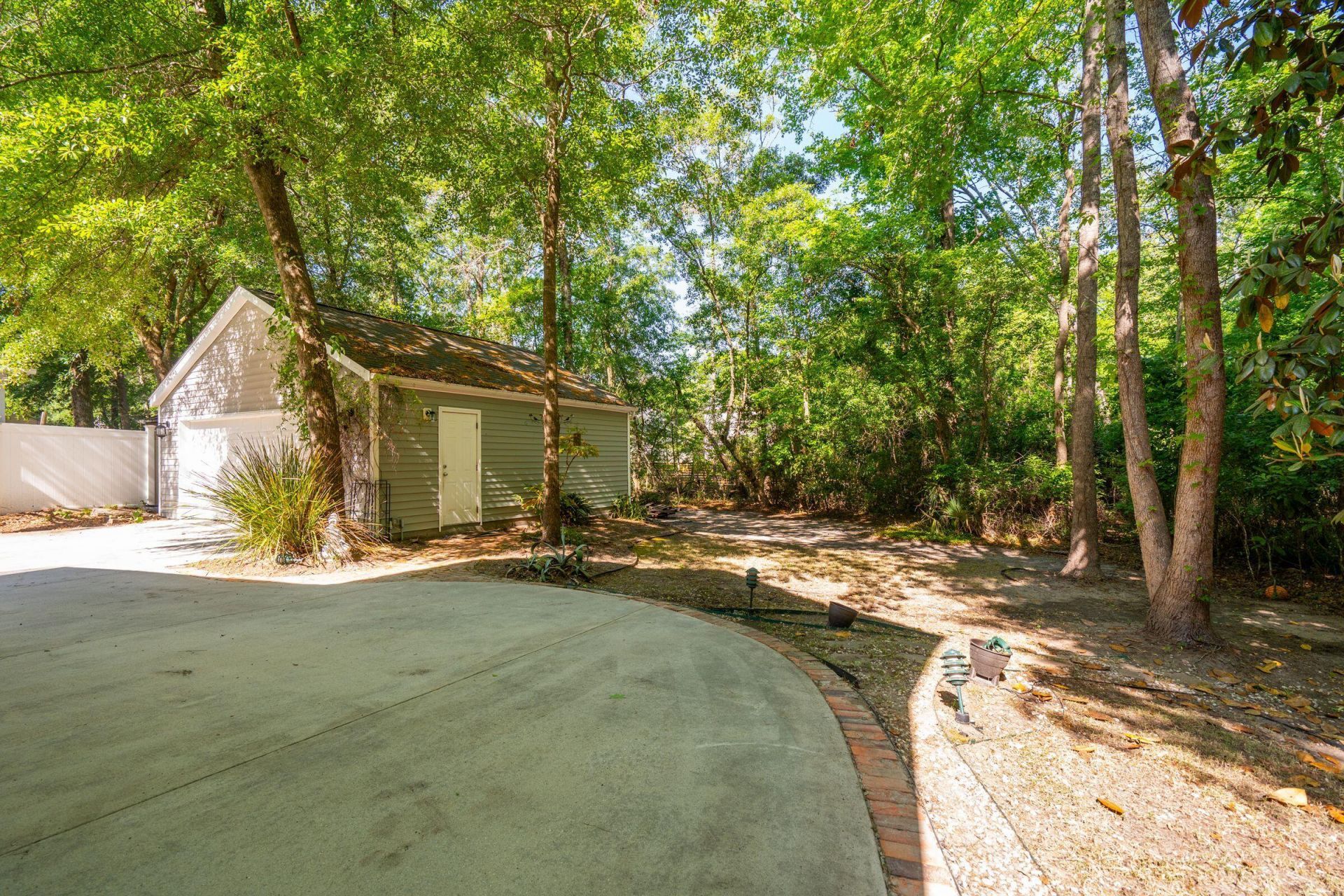 1631 Bee Balm Road Photo 57