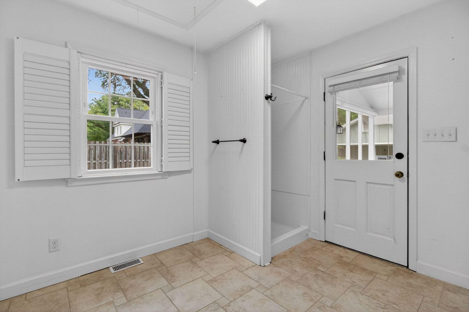 90 Gaillard Lane Photo 19