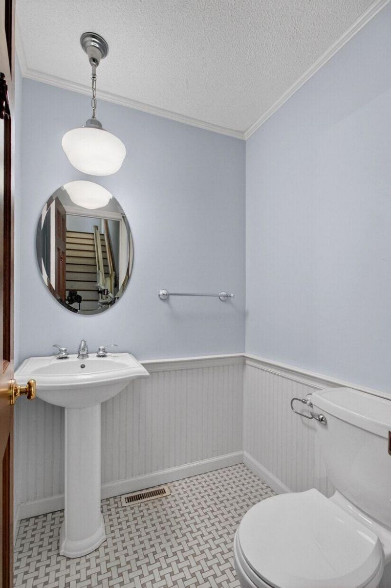 90 Gaillard Lane Photo 24
