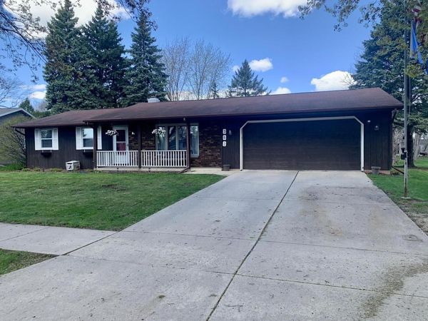 382 9TH STREET, De Pere, WI 54115
