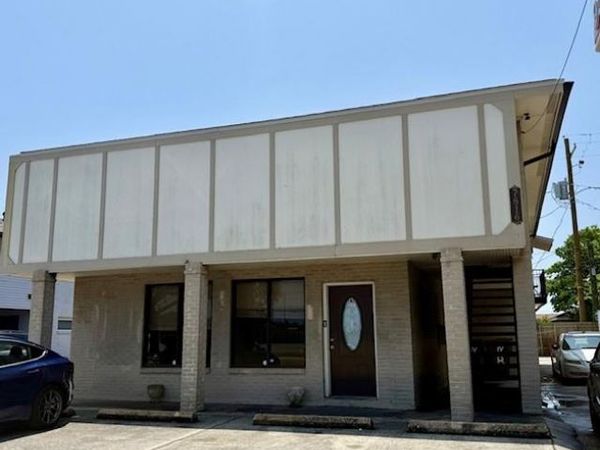 7616 W JUDGE PEREZ Drive , Unit A, Arabi, LA 70032