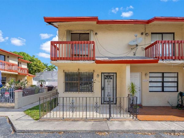 2331 W 66th Pl, Unit 201, Hialeah, FL 33016
