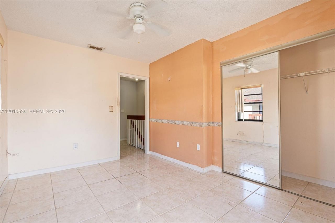 2331 W 66th Pl, Unit 201, Hialeah, FL 33016 Photo