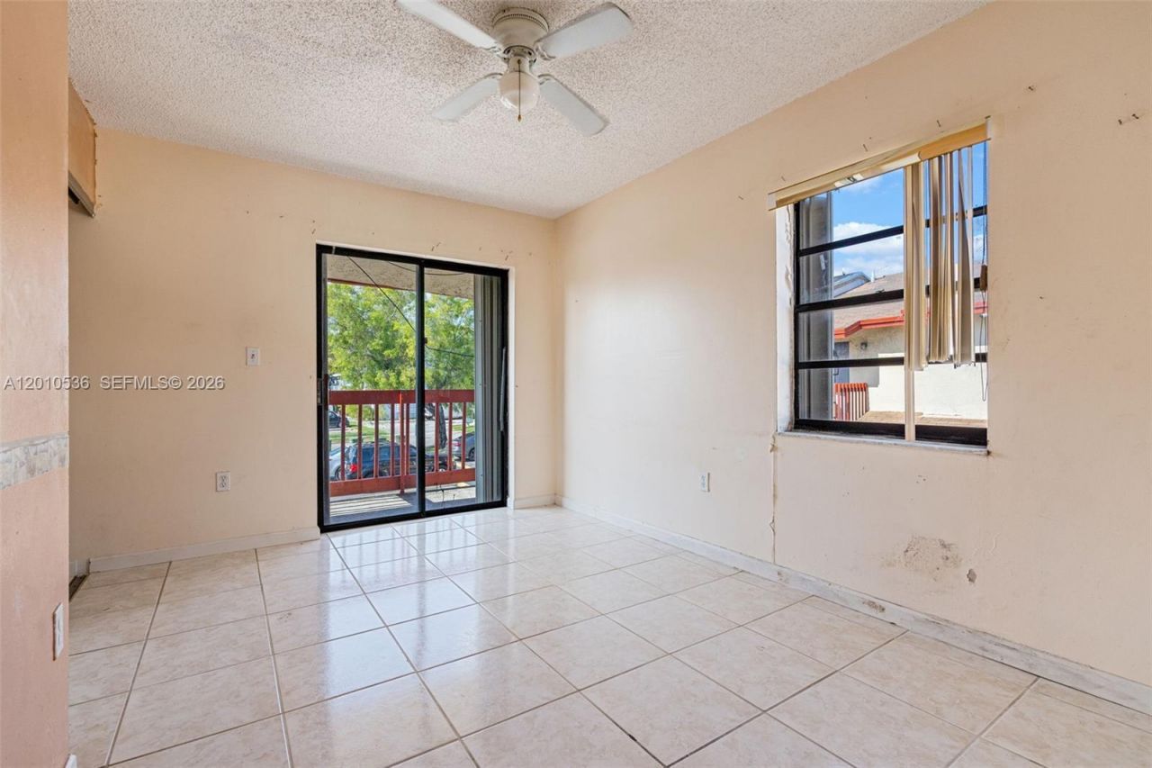 2331 W 66th Pl, Unit 201, Hialeah, FL 33016 Photo