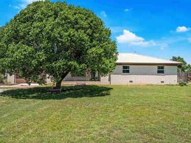 19008 SE Lee Blvd, Lawton, OK 73501