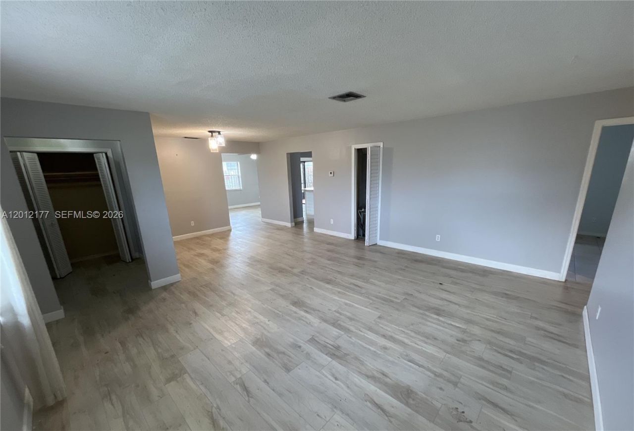 440 SE Skipper Ln , Port Saint Lucie, FL 34983 Photo
