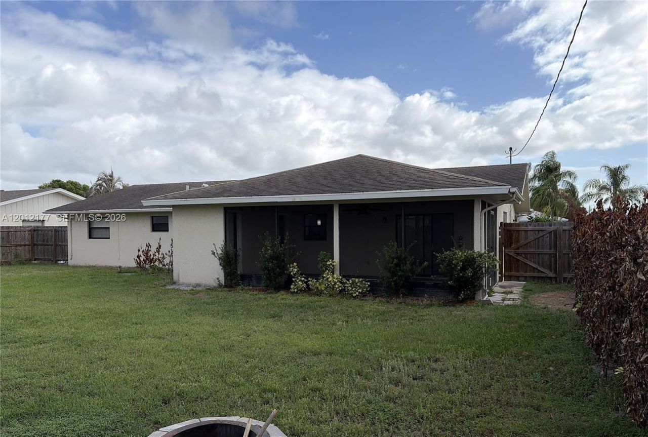 440 SE Skipper Ln , Port Saint Lucie, FL 34983 Photo