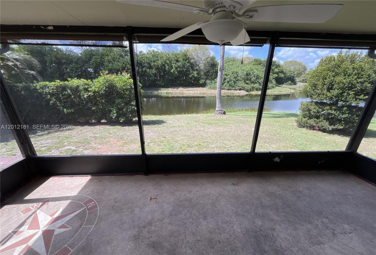 9 Beckley Pl , Boynton Beach, FL 33426 Photo