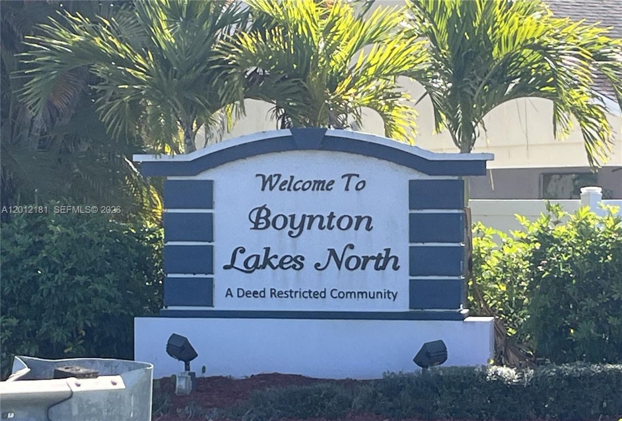9 Beckley Pl , Boynton Beach, FL 33426 Photo