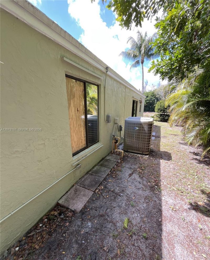9 Beckley Pl , Boynton Beach, FL 33426 Photo