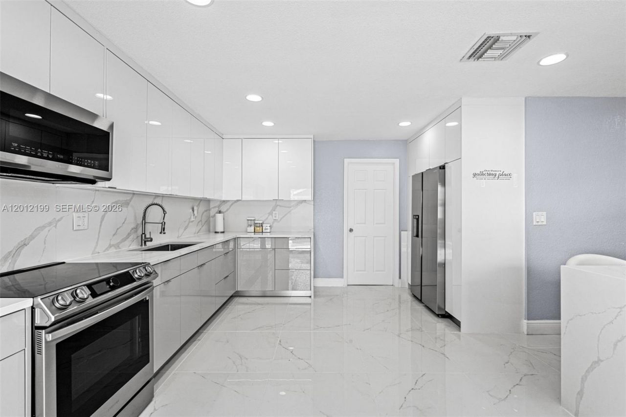 8210 SW 3 Court , North Lauderdale, FL 33068 Photo