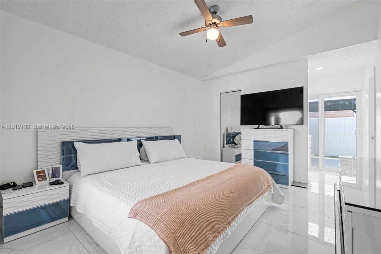 8210 SW 3 Court , North Lauderdale, FL 33068 Photo