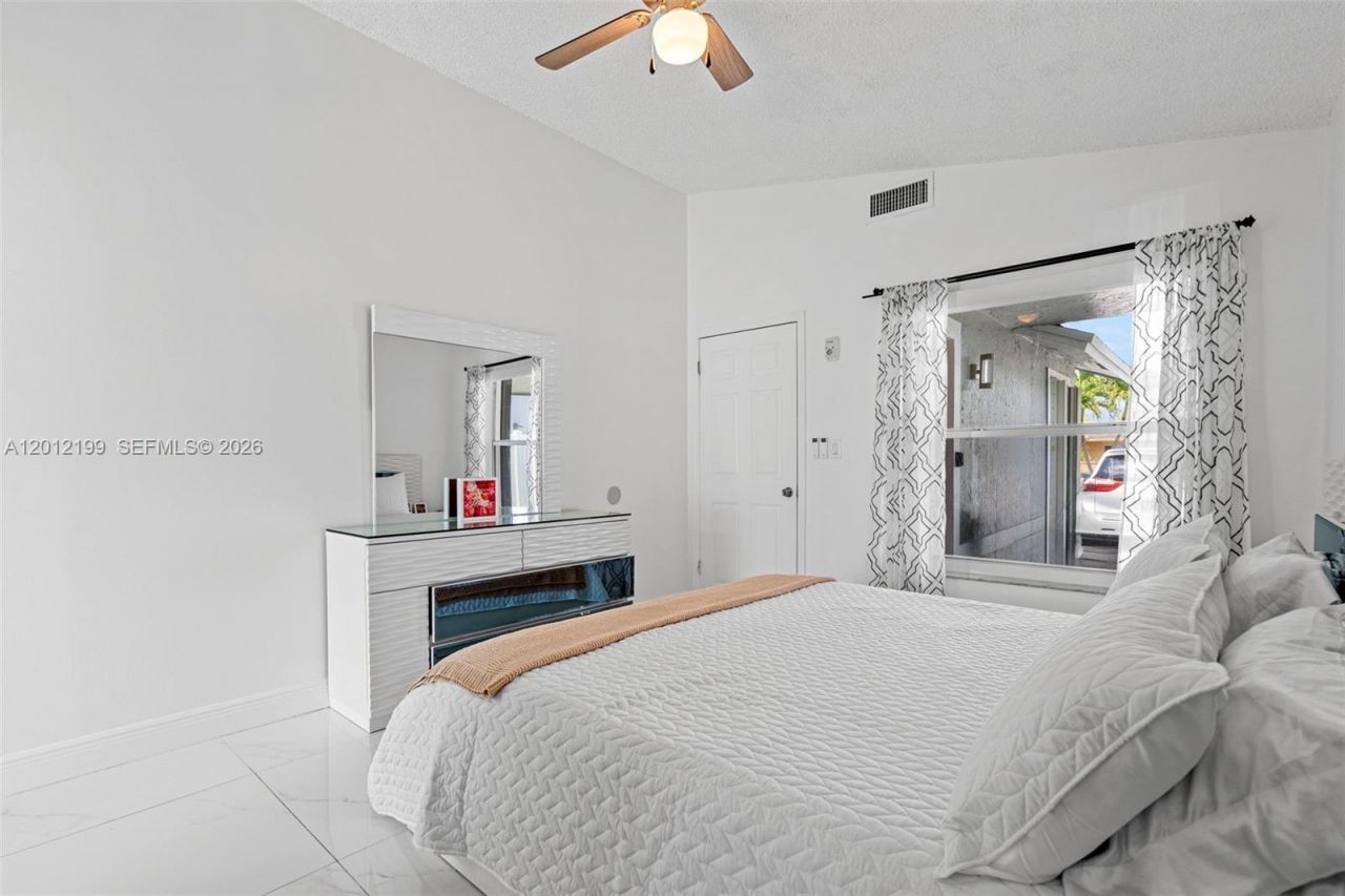 8210 SW 3 Court , North Lauderdale, FL 33068 Photo