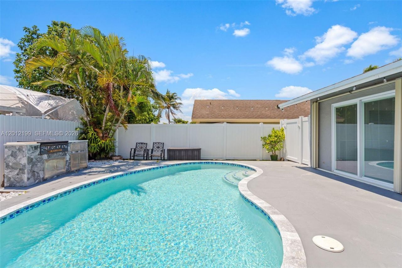 8210 SW 3 Court , North Lauderdale, FL 33068 Photo