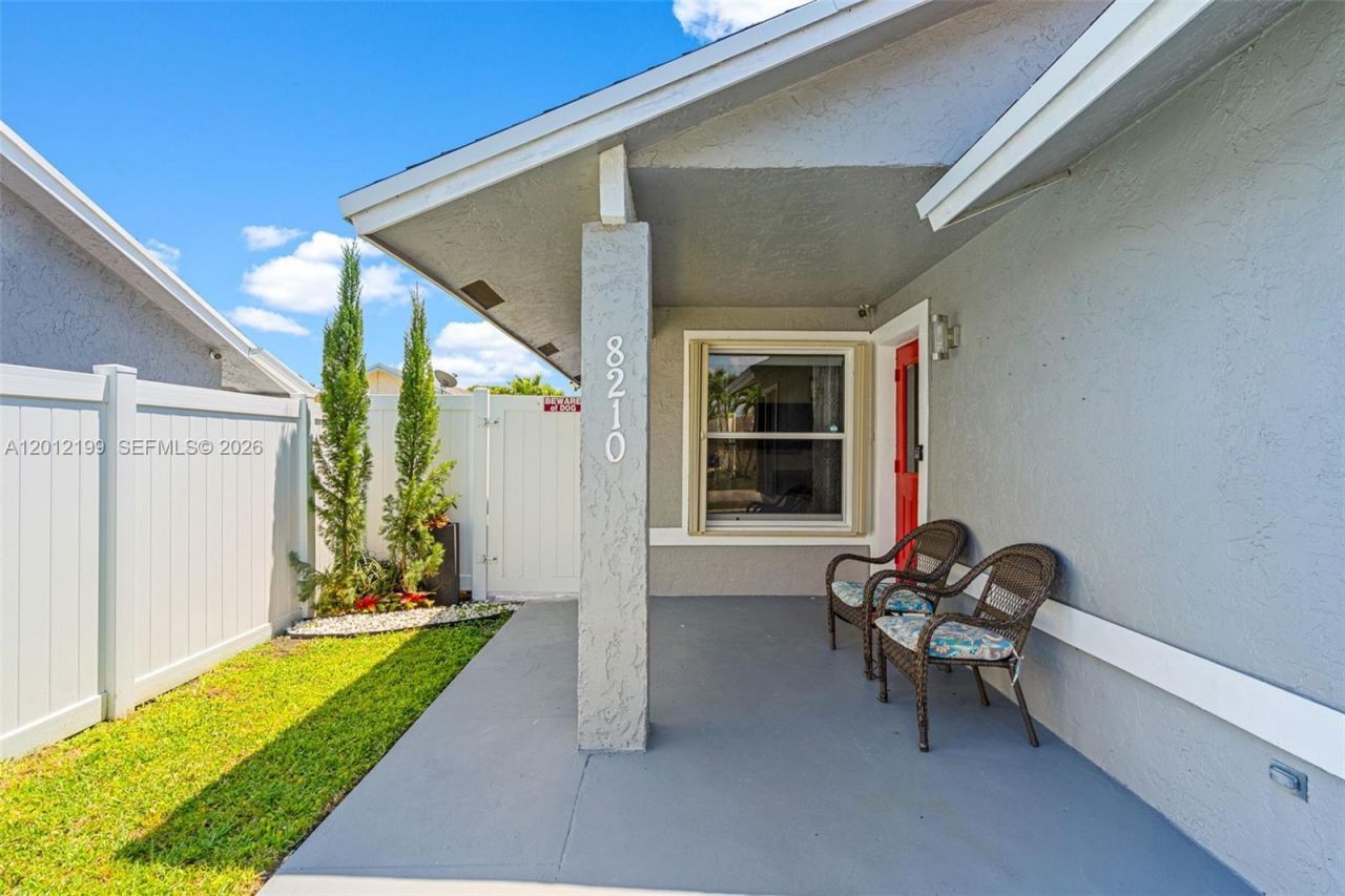 8210 SW 3 Court , North Lauderdale, FL 33068 Photo