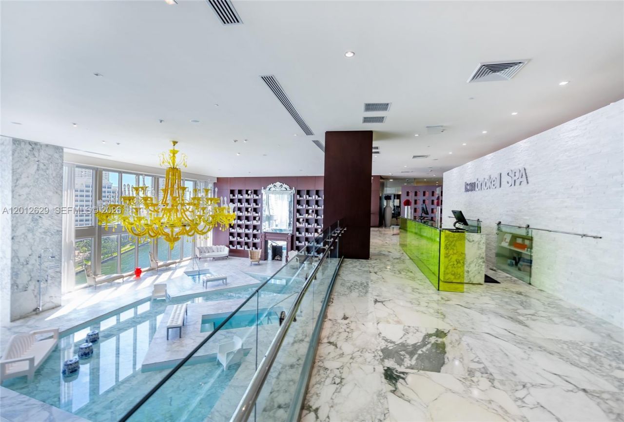 465 E Brickell Ave , Unit 5305, Miami, FL 33131 Photo