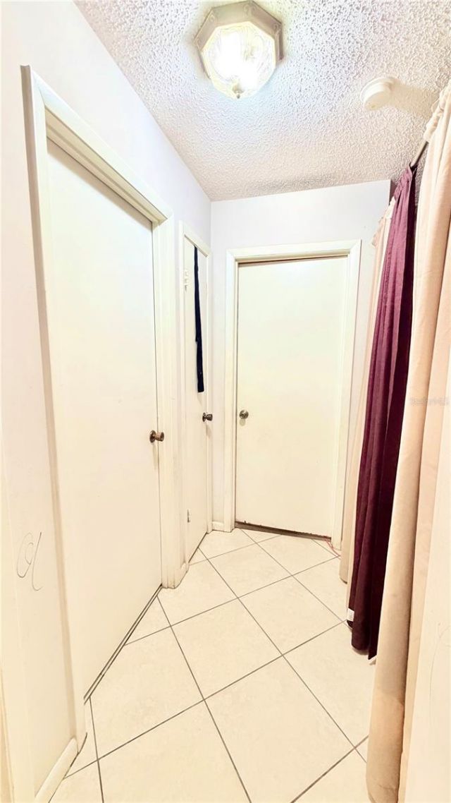 2710 46th Avenue Drive W, Bradenton, FL 34207 Photo