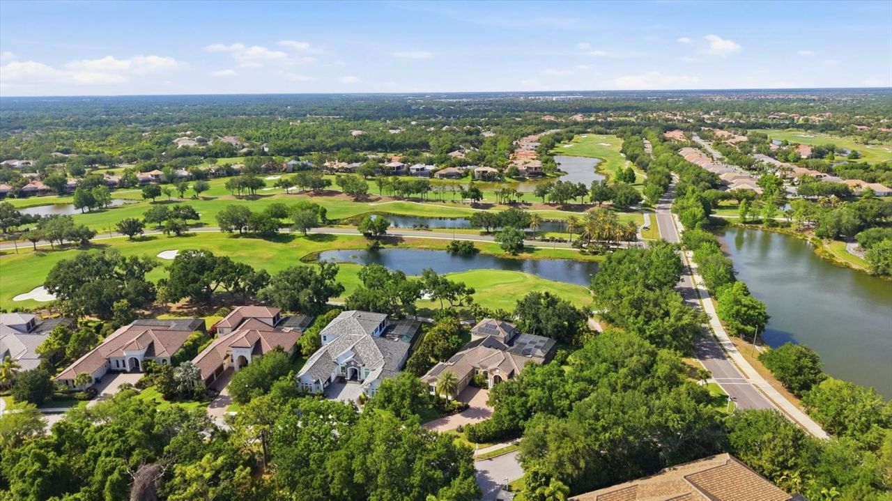 12407 Highfield Circle, Lakewood Ranch, FL 34202 Photo