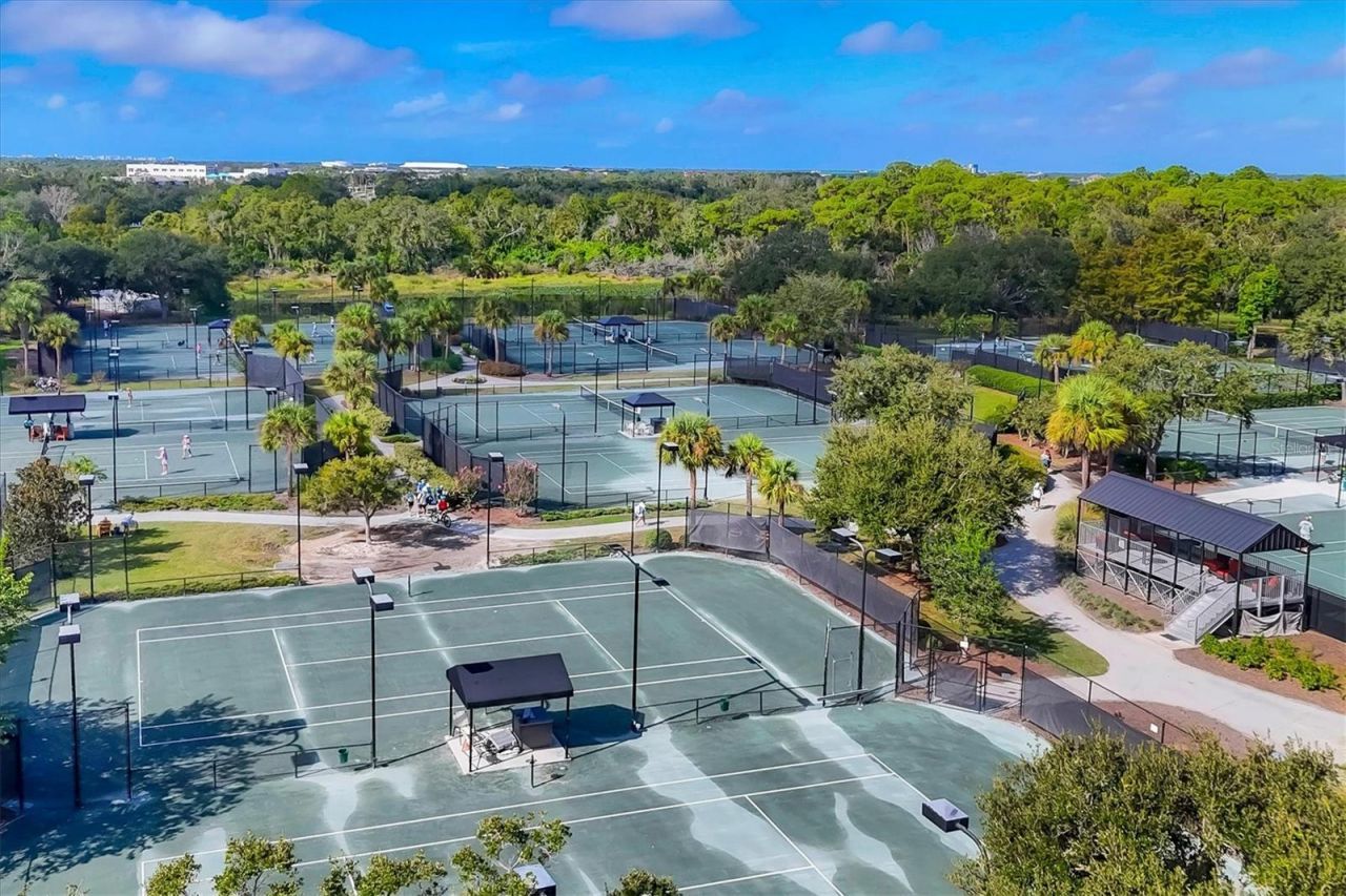 12407 Highfield Circle, Lakewood Ranch, FL 34202 Photo