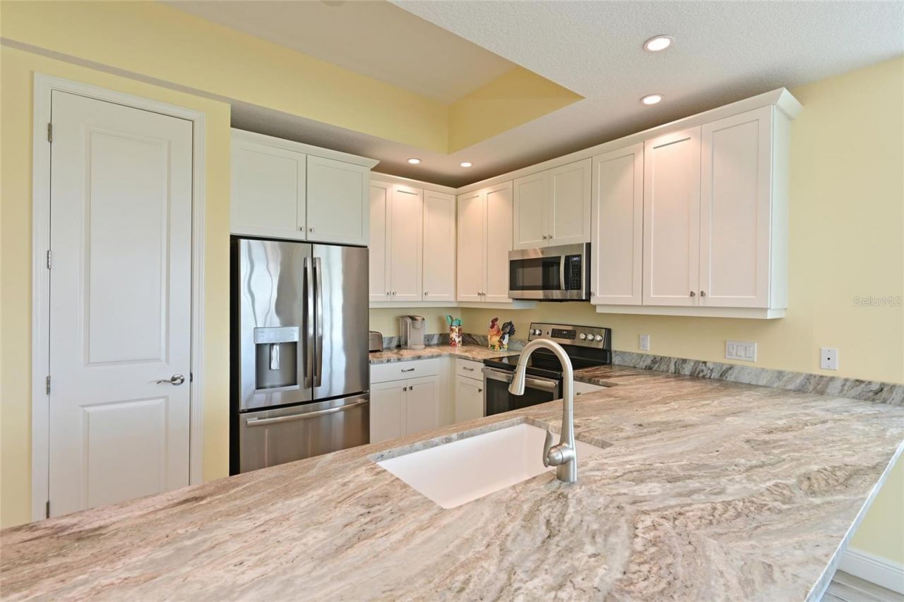 10520 Boardwalk Loop, Unit 601, Bradenton, FL 34202 Photo