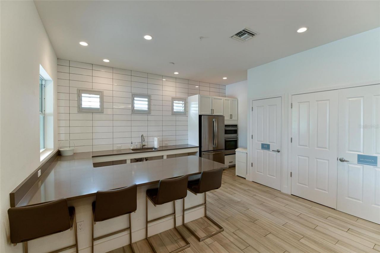 10520 Boardwalk Loop, Unit 601, Bradenton, FL 34202 Photo