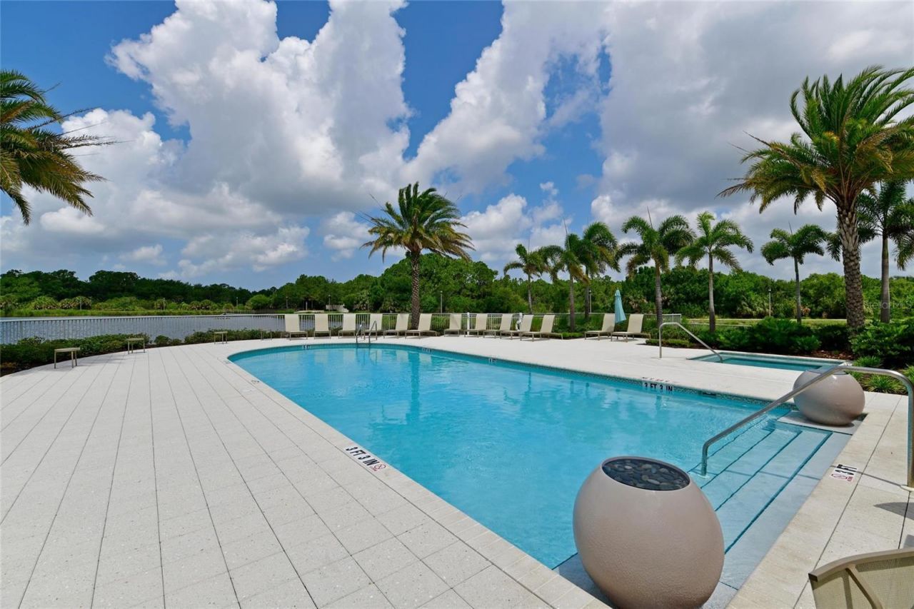 10520 Boardwalk Loop, Unit 601, Bradenton, FL 34202 Photo