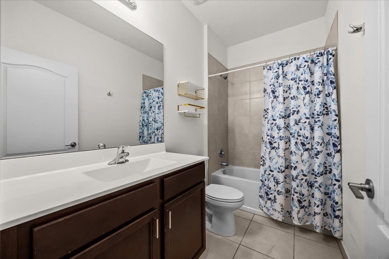 8095 NW Greenbank Circle, Port Saint Lucie, FL 34987 Photo