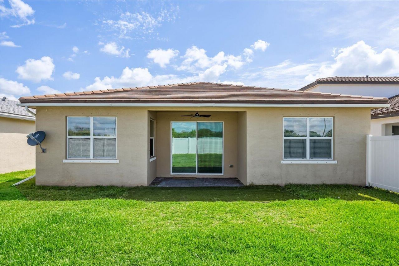 8095 NW Greenbank Circle, Port Saint Lucie, FL 34987 Photo