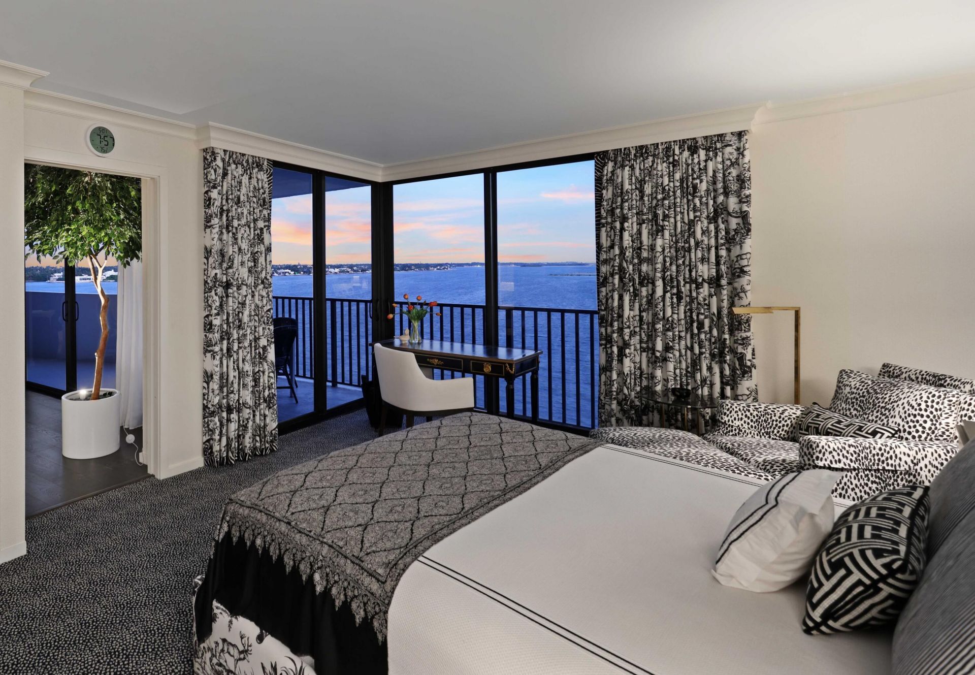 1200 S Flagler Drive, Unit 705, West Palm Beach, FL 33401 Photo