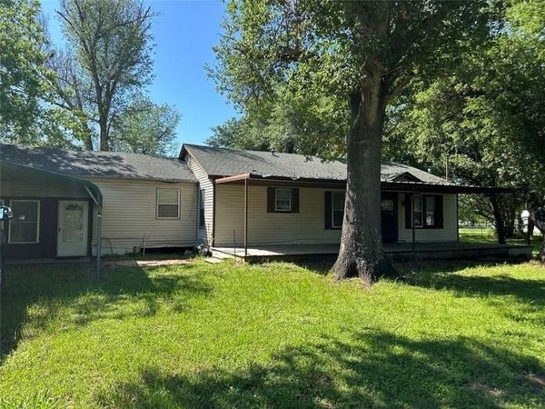 602 S Mignonette Street, Kosse, TX 76653
