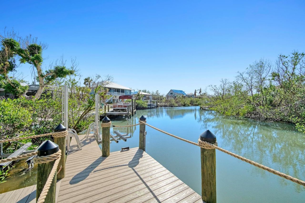 2499 Harbour Ln, Sanibel, FL 33957 Photo