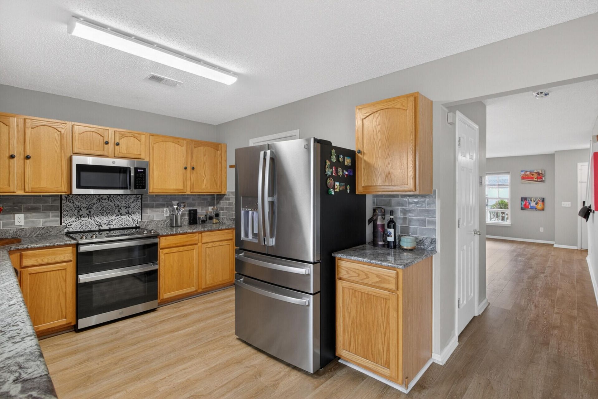 175 Southport Drive Photo 11