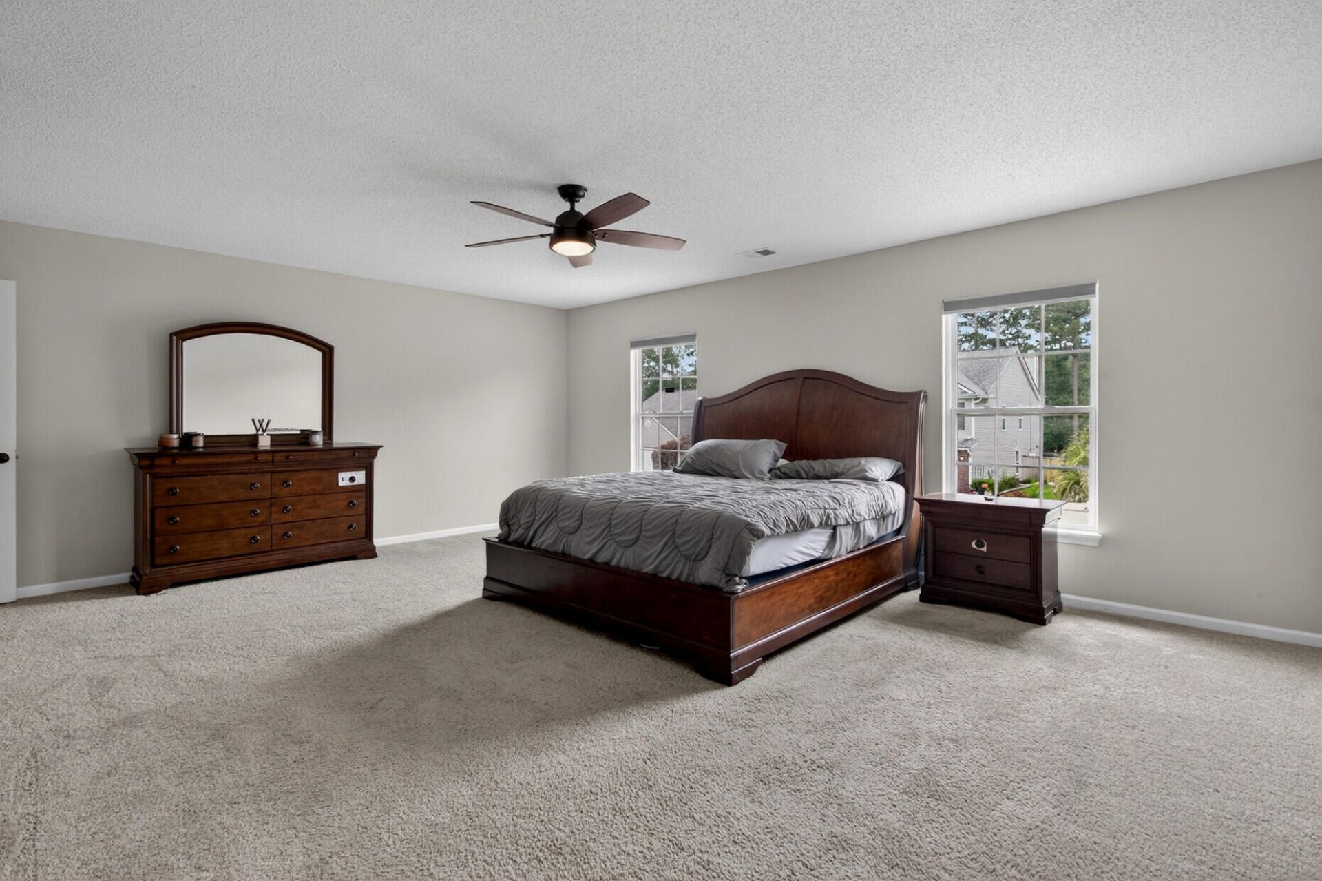 175 Southport Drive Photo 25
