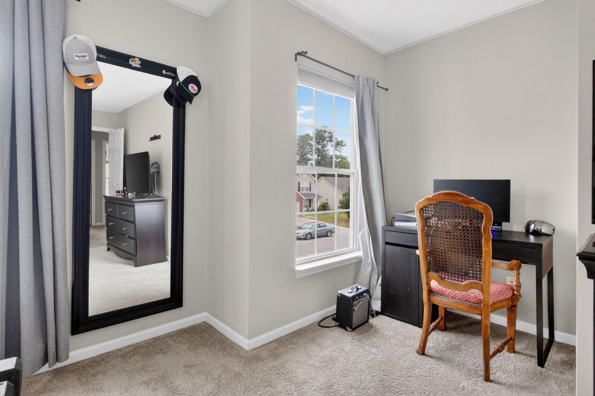 175 Southport Drive Photo 32