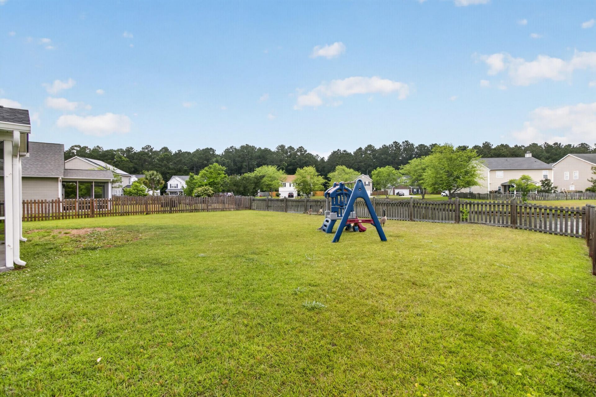 175 Southport Drive Photo 44