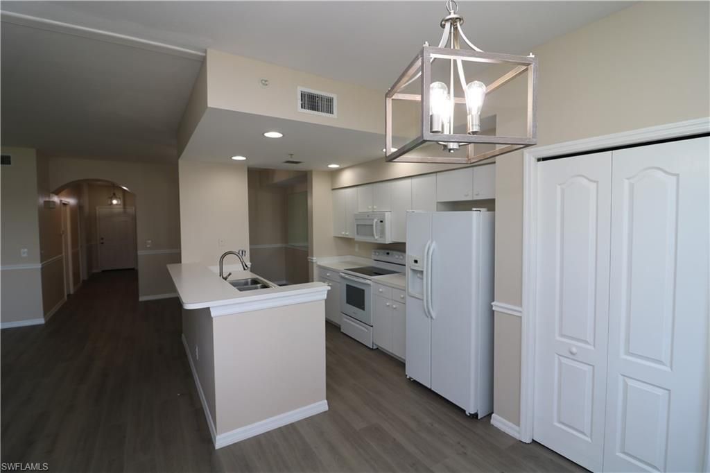 14121 Brant Point Cir, Unit 1106, Fort Myers, FL 33919 Photo