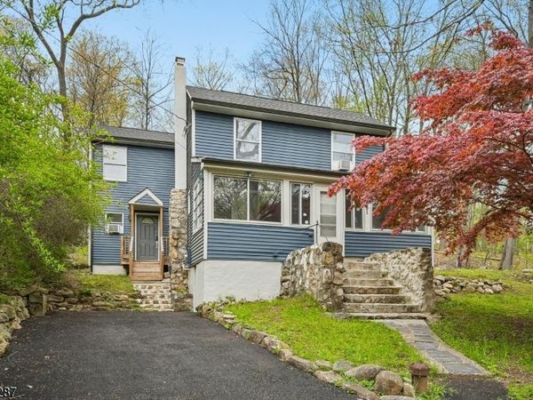 181 Orben Dr, Mount Arlington, NJ 07850