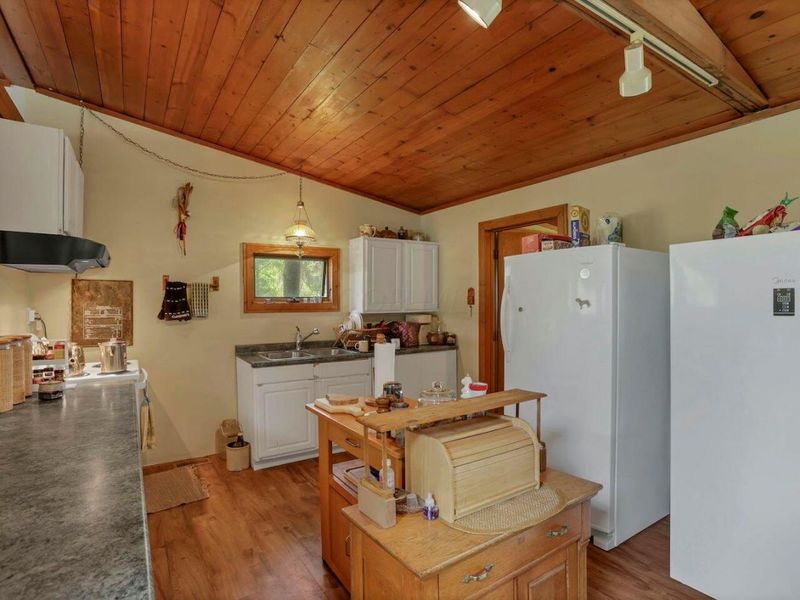 6879 Beard Price Road, Glouster, OH 45732 Photo 9