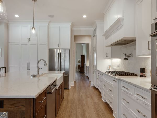 1820 Clover Lane, Bishop, GA 30621
