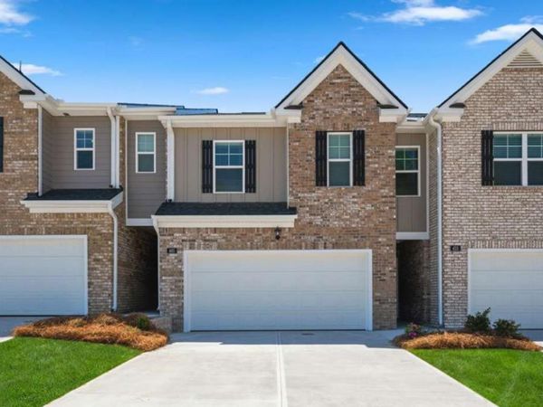 500 Silver Moon Drive, Loganville, GA 30052