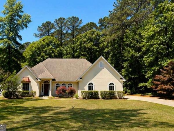 25 Blackfoot Trail, Sharpsburg, GA 30277